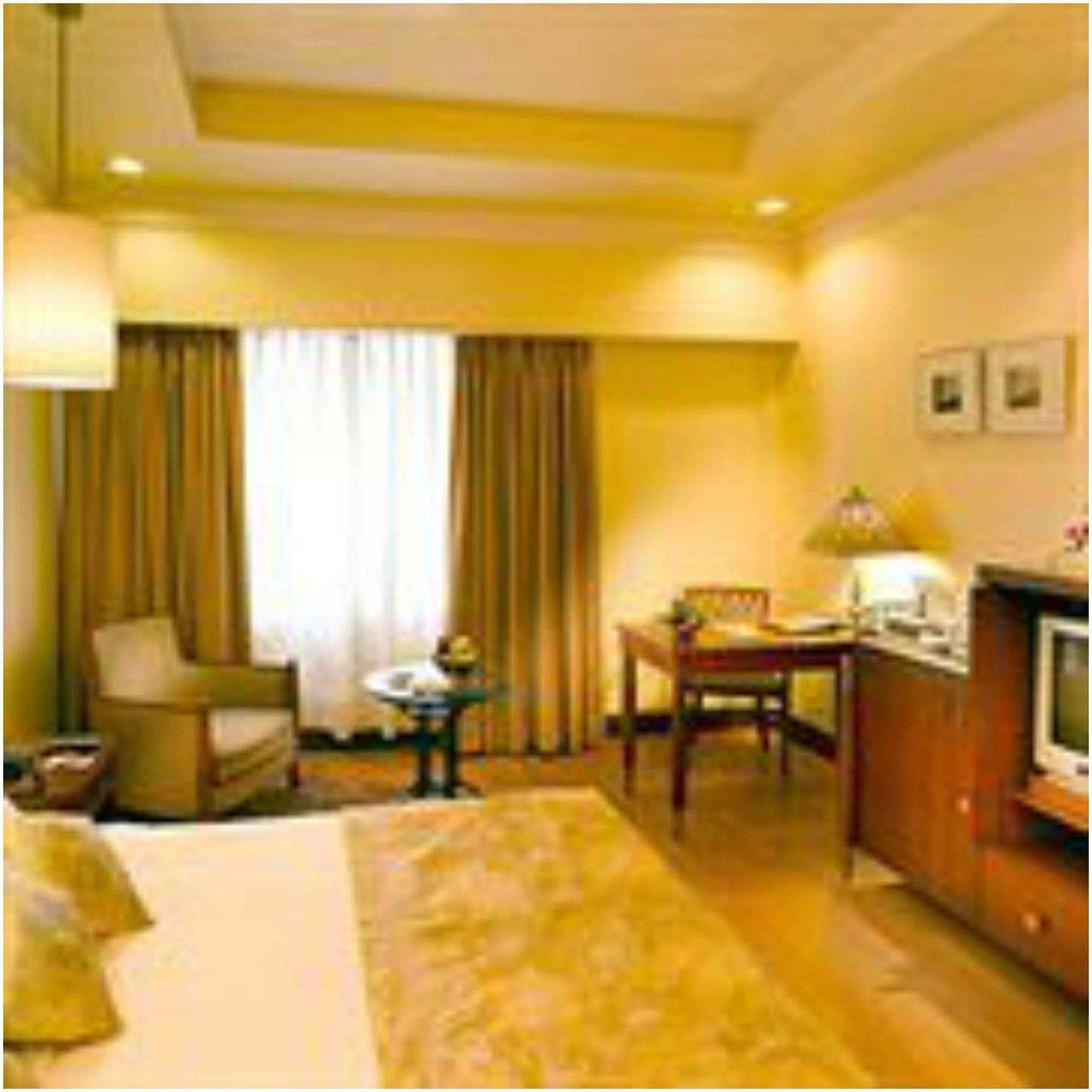 Hotel Hindusthan International, Kolkata Phòng bức ảnh